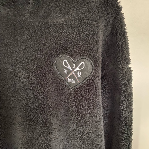 Ardene Black Sherpa Hoodie DIY Babe XS - Picture 2 of 8